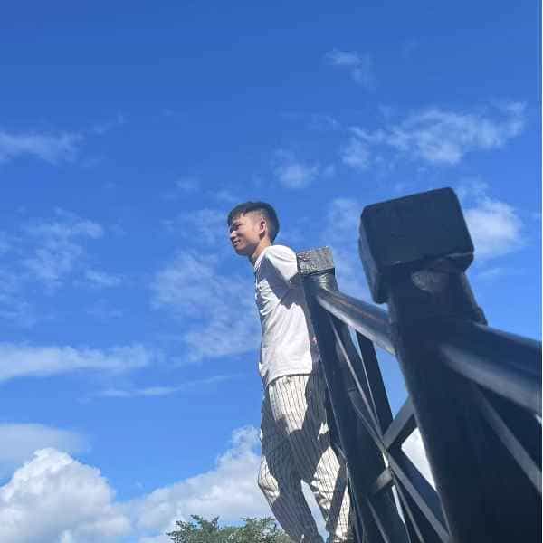 四川25岁单身帅哥真诚找对象-黔东南征婚相亲网