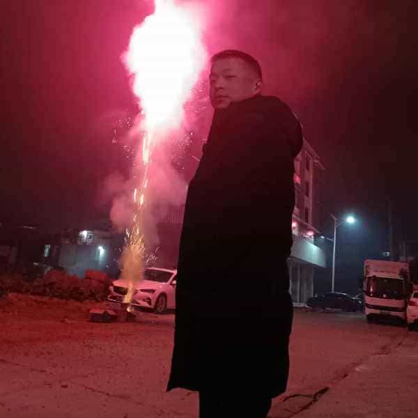 四川37岁单身帅哥真诚找对象-黔东南征婚相亲网
