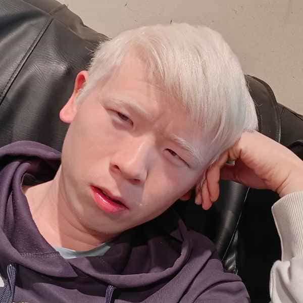 贵州31岁单身帅哥真诚找对象-黔东南征婚相亲网