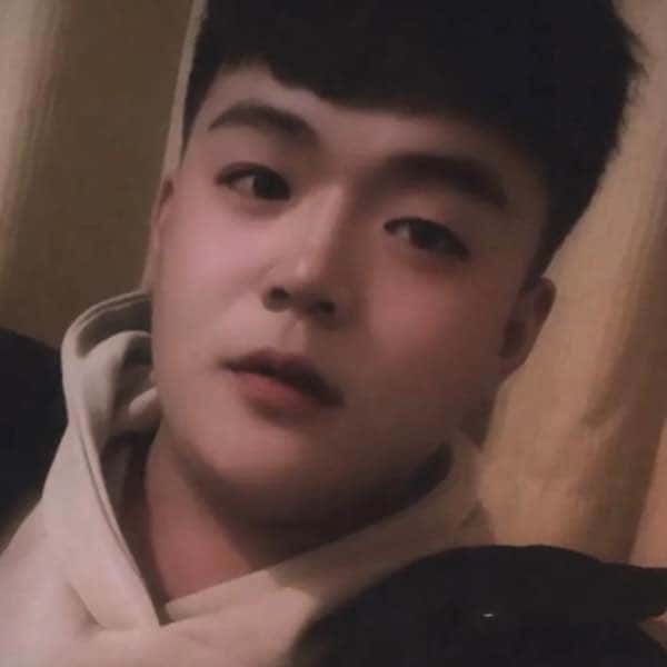 山东25岁单身帅哥真诚找对象-黔东南征婚相亲网