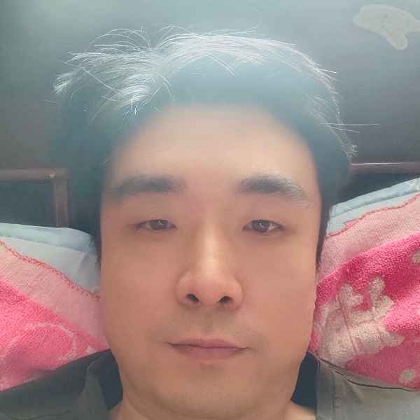 河南42岁单身帅哥真诚找对象-黔东南征婚相亲网