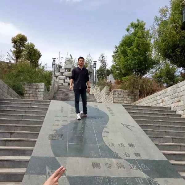 陕西27岁单身帅哥真诚找对象-黔东南征婚相亲网
