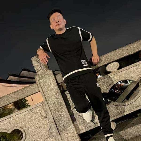 江苏33岁单身帅哥真诚找对象-黔东南征婚相亲网