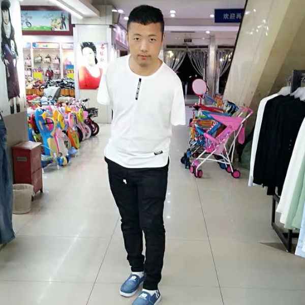 河南34岁单身帅哥真诚找对象-黔东南征婚相亲网