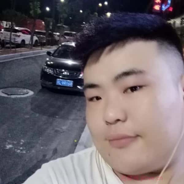 江西27岁单身帅哥真诚找对象-黔东南征婚相亲网